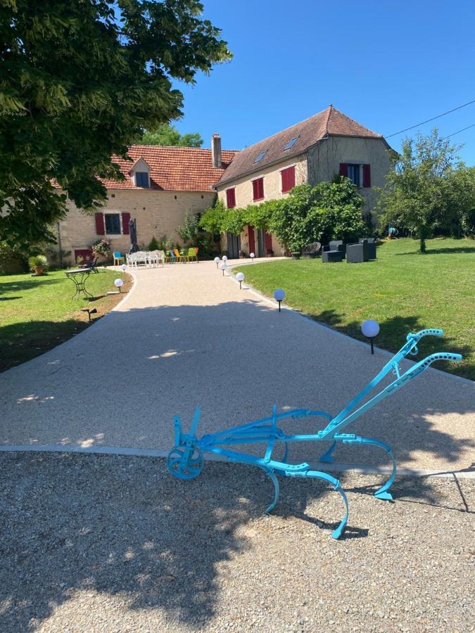 Le Domaine Du Gravier Bed & Breakfast Gramat Exterior photo